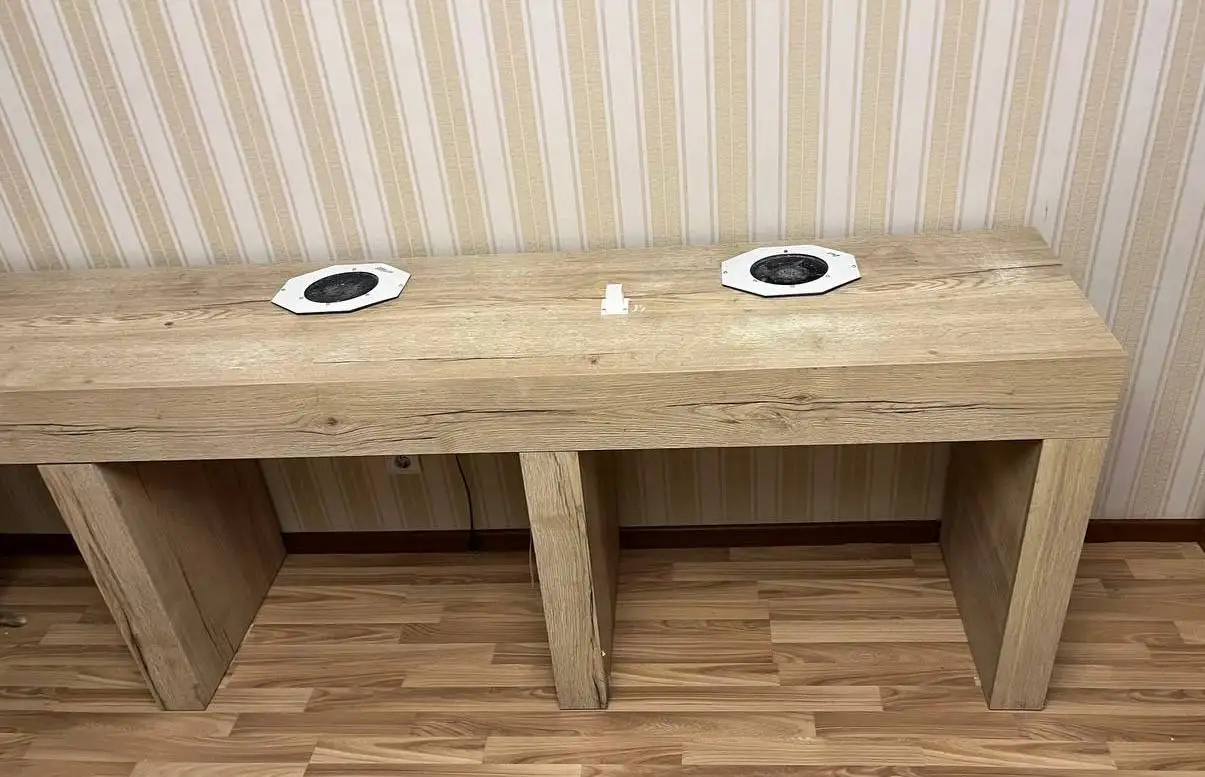 Продаётся маникюрный стол - Парикмахерское и маникюрное оборудование (Готовый бизнес и оборудование) в Уфа