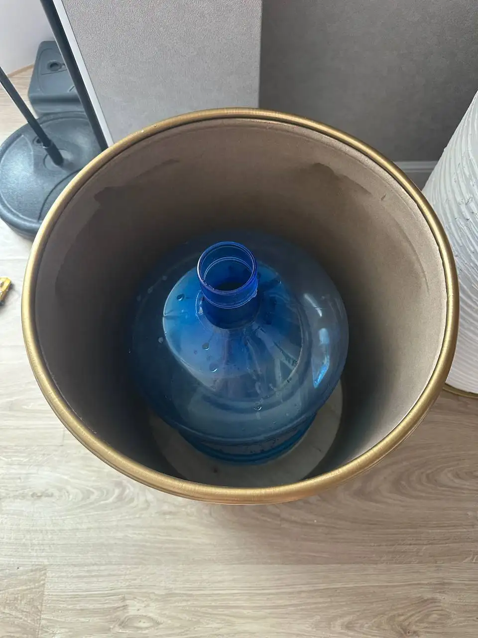 Интерьерная тумба для бутыли 19 л - Мебель (Для дома и дачи) в Уфа