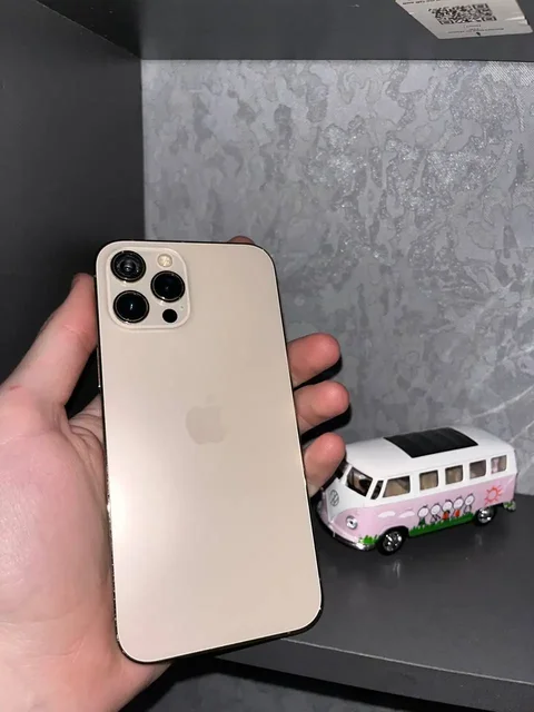 Продам iPhone 12 Pro Max 128 Гб с дефектом камеры - Связь и навигация в Уфа