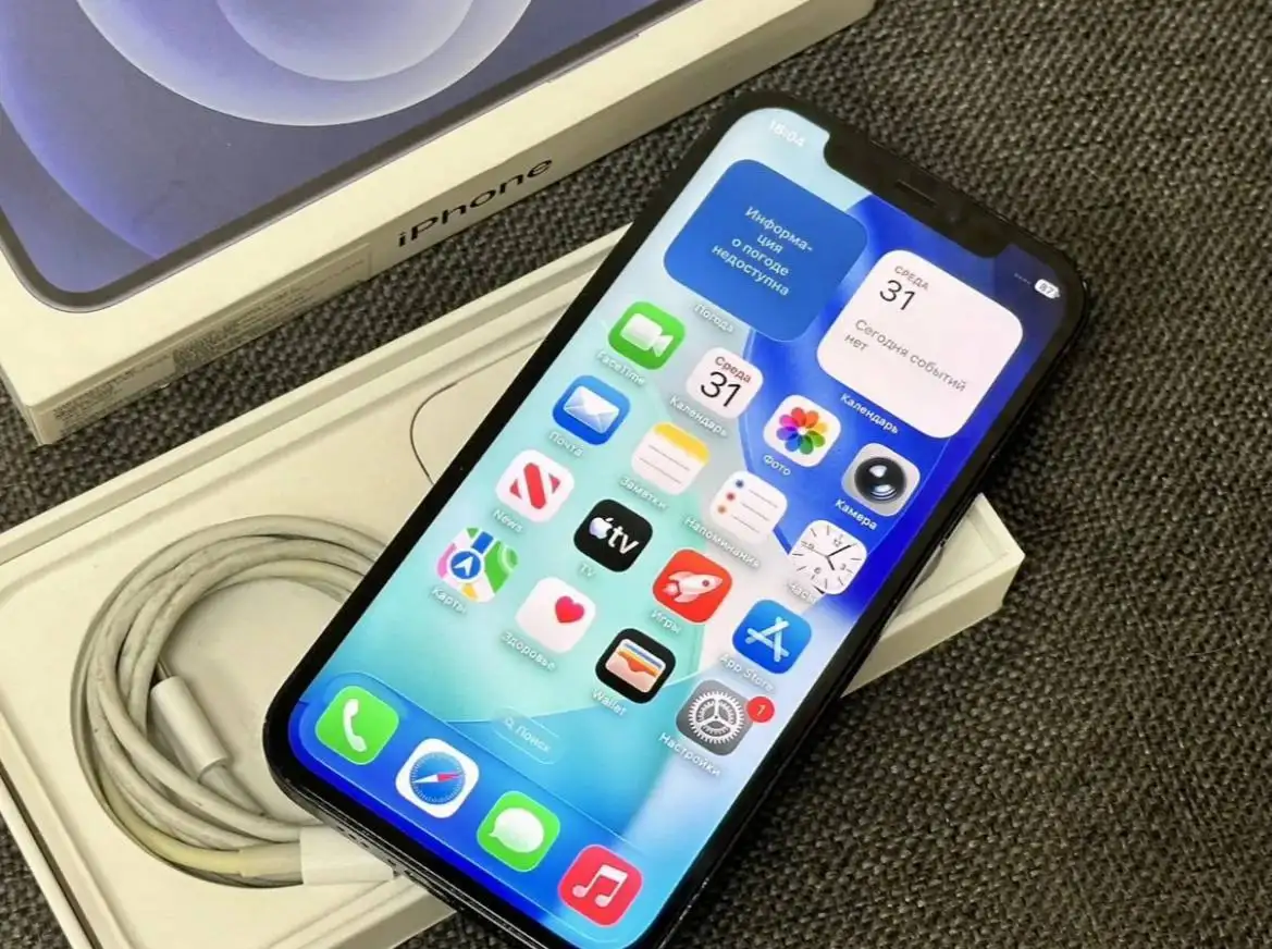 Обмен iPhone 12 128GB черный - Смартфоны (Электроника) в Уфа
