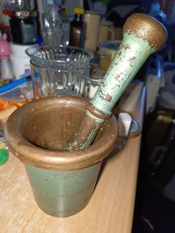 Ступка с пестиком и другие старинные вещи - Сумки и чемоданы в Уфа