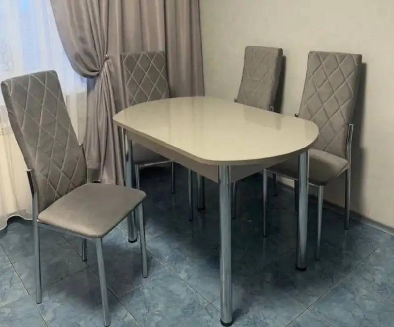 Обеденная группа: стол и 4 стула - Мебель (Для дома и дачи) в Уфа