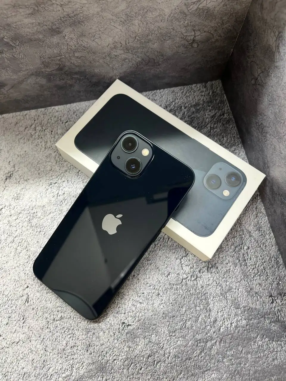 iPhone 13 128 gb Чёрный в идеальном состоянии - Смартфоны (Электроника) в Уфа