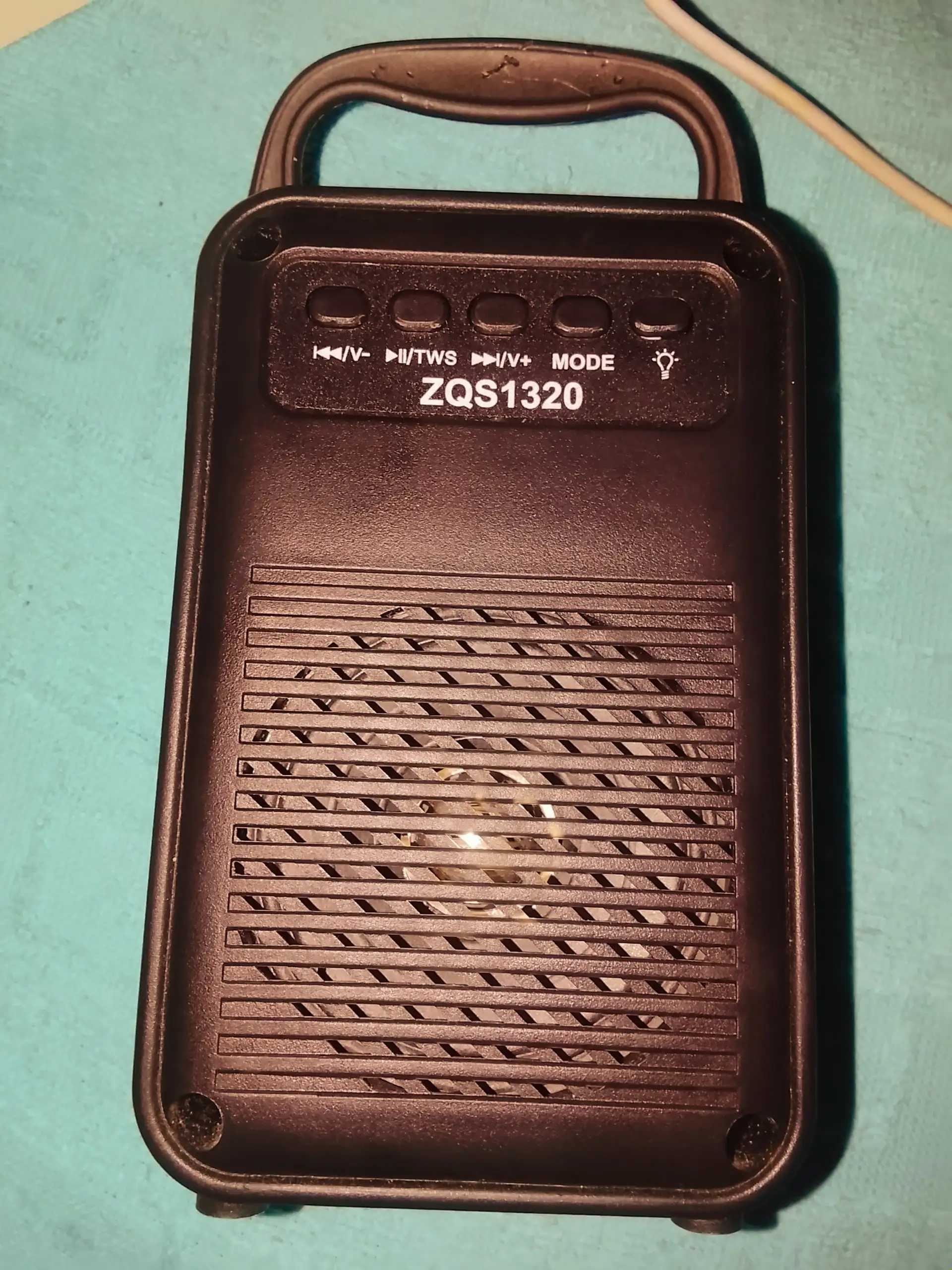 Продам блютуз колонку с подсветкой - Аудиотехника (Электроника) в Уфа