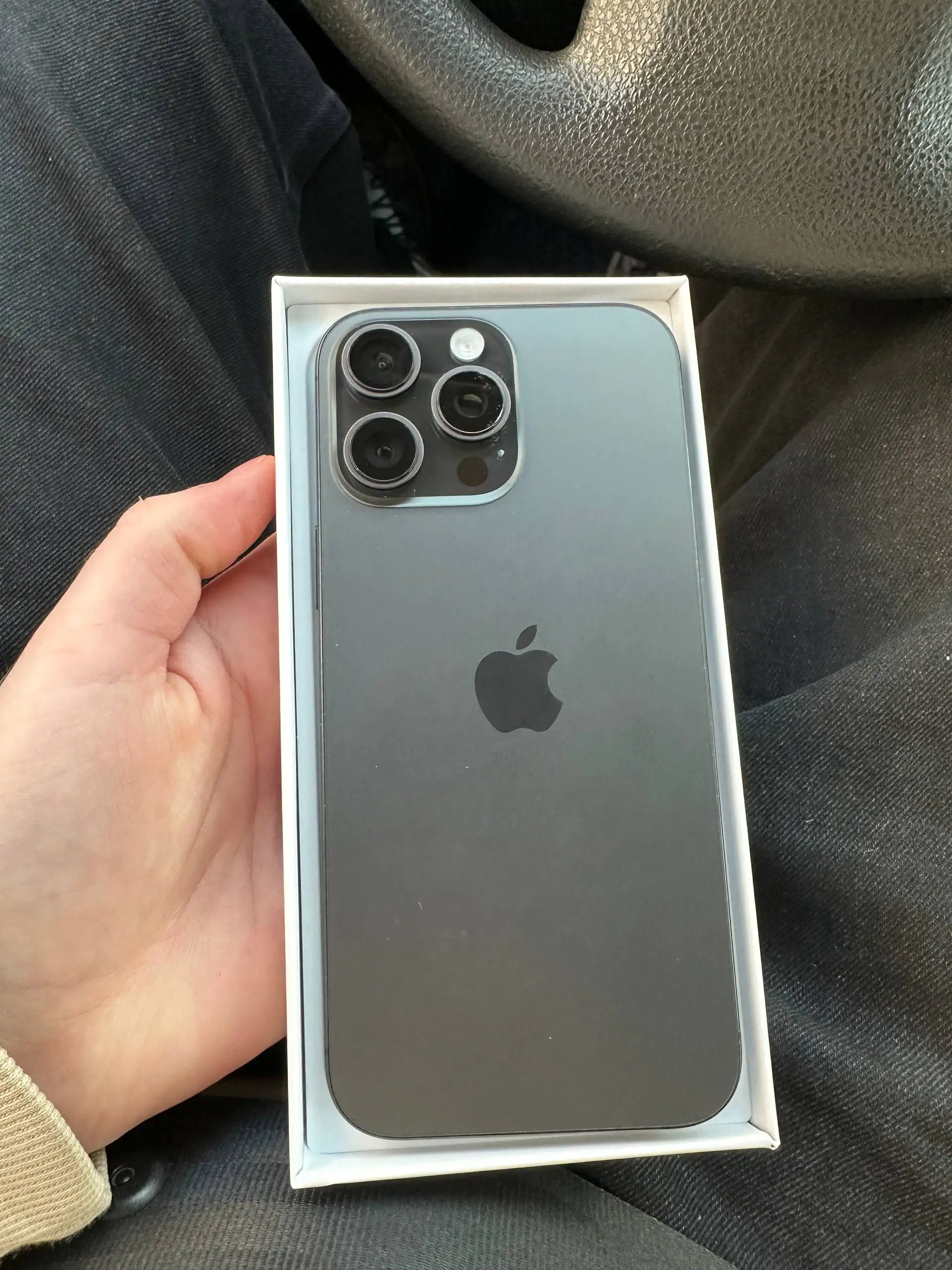 Продам айфон 16 про макс 256 гб в отличном состоянии - Смартфоны (Электроника) в Уфа