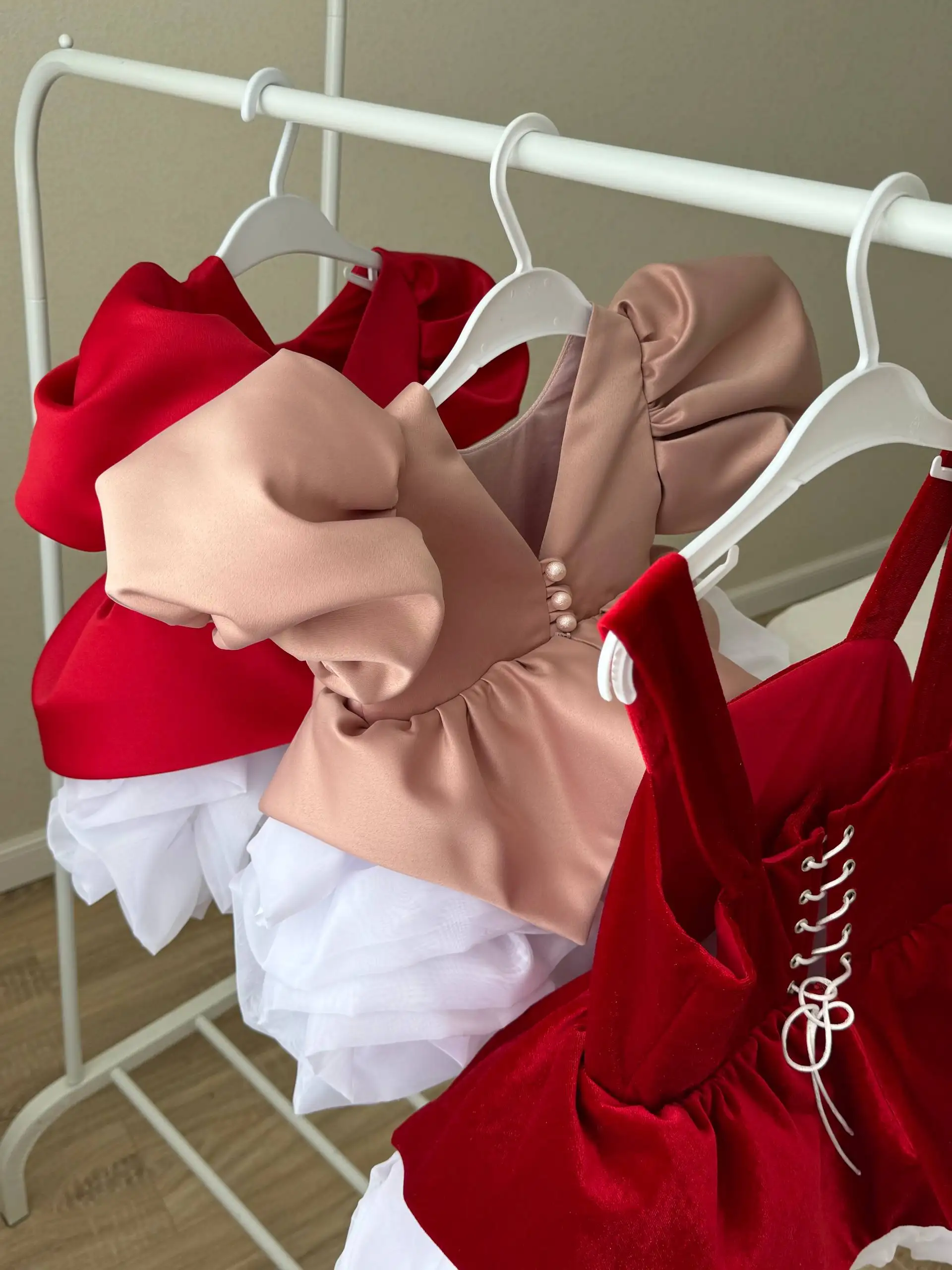 Продажа или аренда детского нарядного пышного платья ручной работы - Детская одежда (Одежда) в Уфа