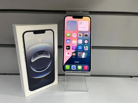 iPhone 16e 256gb Новый - Гаджеты в Уфа