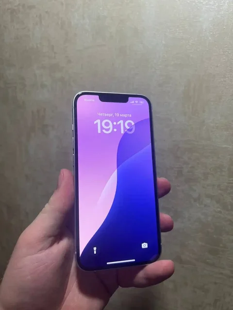 Продам iPhone 14 и iPhone 13 Pro - Игровые компьютеры в Уфа