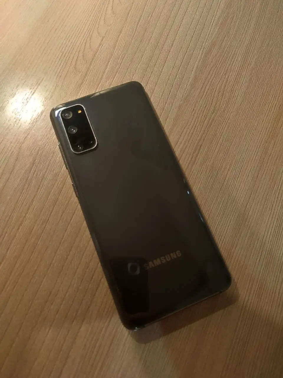 Продам Samsung Galaxy S20 в хорошем состоянии - Смартфоны (Электроника) в Уфа