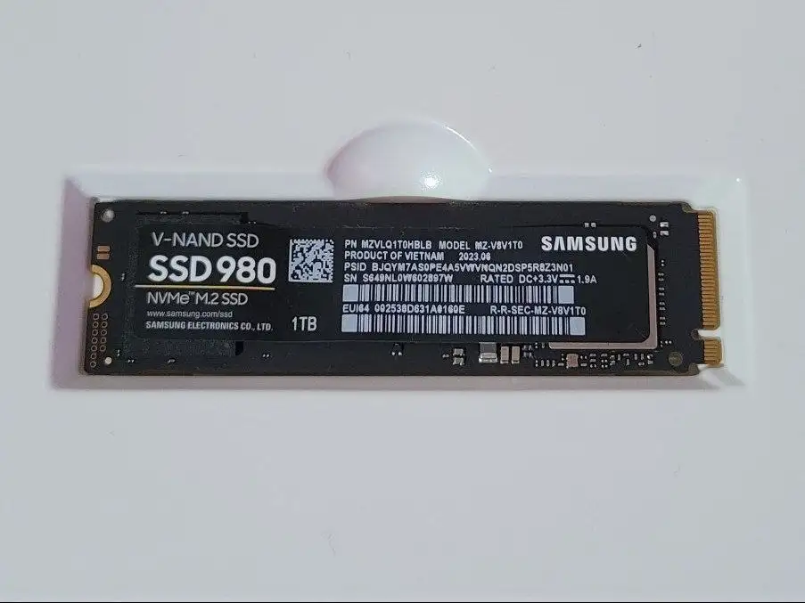 Продам SSD Samsung 980 1000 ГБ M.2 NVMe - Компьютерные комплектующие (Электроника) в Уфа