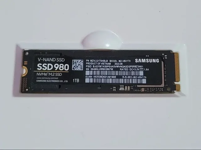 Продам SSD Samsung 980 1000 ГБ M.2 NVMe - Портативные игровые консоли в Уфа