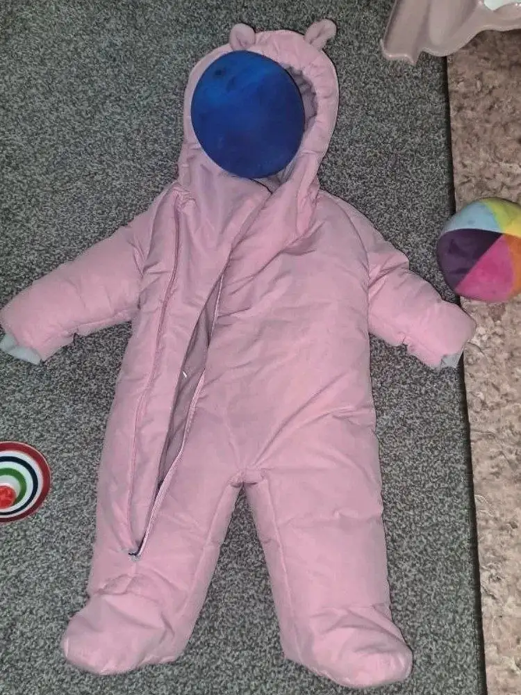 Шапки до 7-8 месяцев и комбез 80р - Одежда для детей (Товары для детей) в Уфа