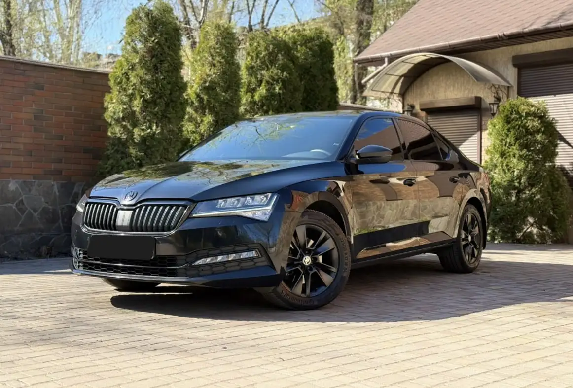 Продажа Skoda Superb 2022 года - Легковые автомобили (Авто) в Уфа