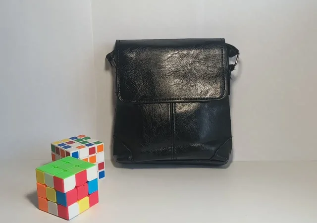 Продажа кожаных сумок - Электронные сигареты и вейпы в Уфа