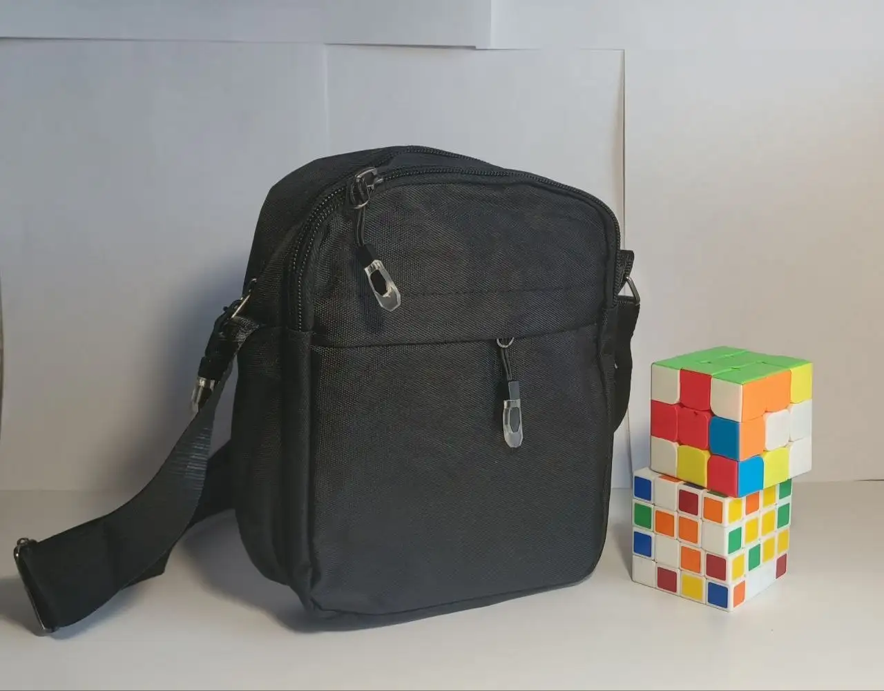 Продажа кожаных сумок - Барахолка в Уфа