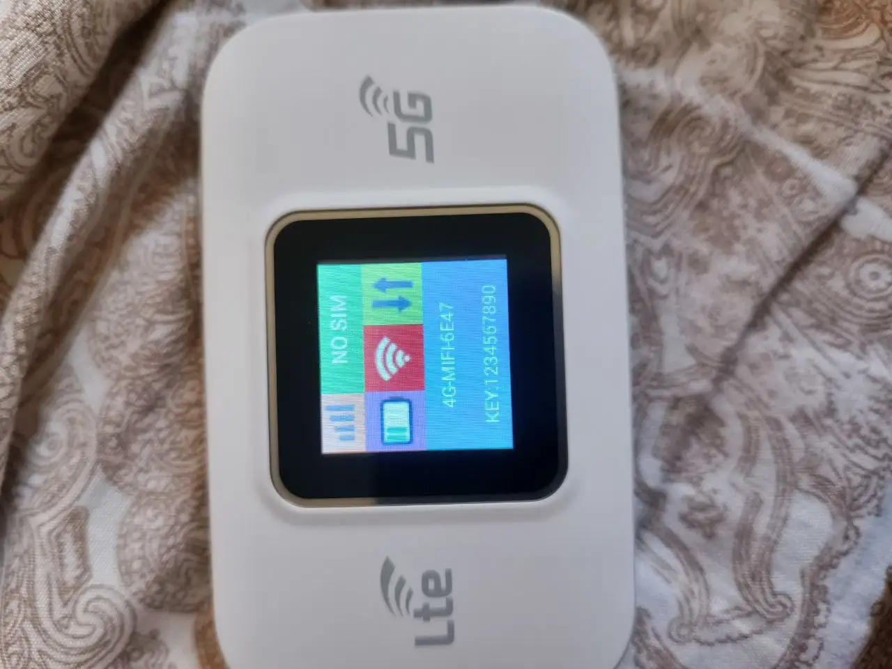 Продам вайфай роутер с собой на симке - Wi-Fi роутеры (Электроника) в Уфа