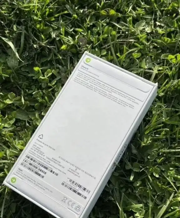 Новый iPhone 15 128GB черный - Смартфоны (Электроника) в Уфа