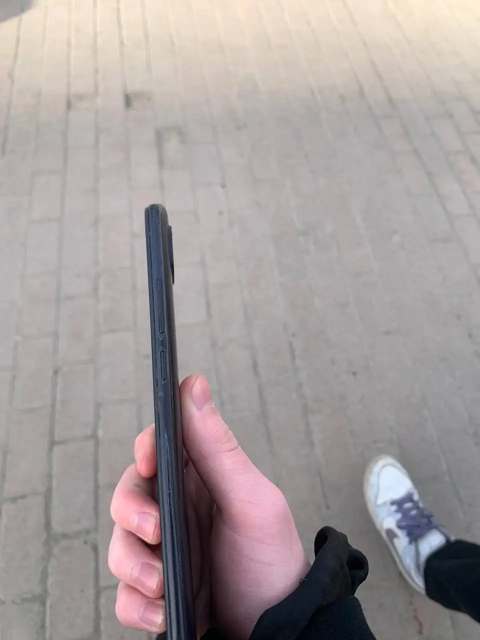 Redmi 9C NFC и iPhone XR - Смартфоны и гаджеты (Электроника) в Уфа