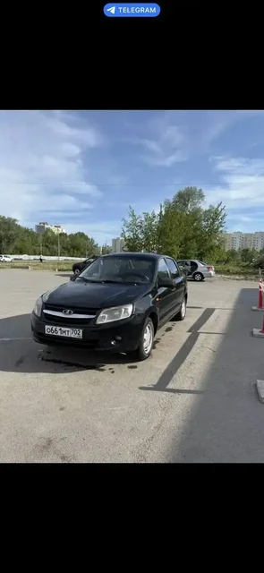 Lada Granta 2013 года - Колесные диски и шины в Уфа