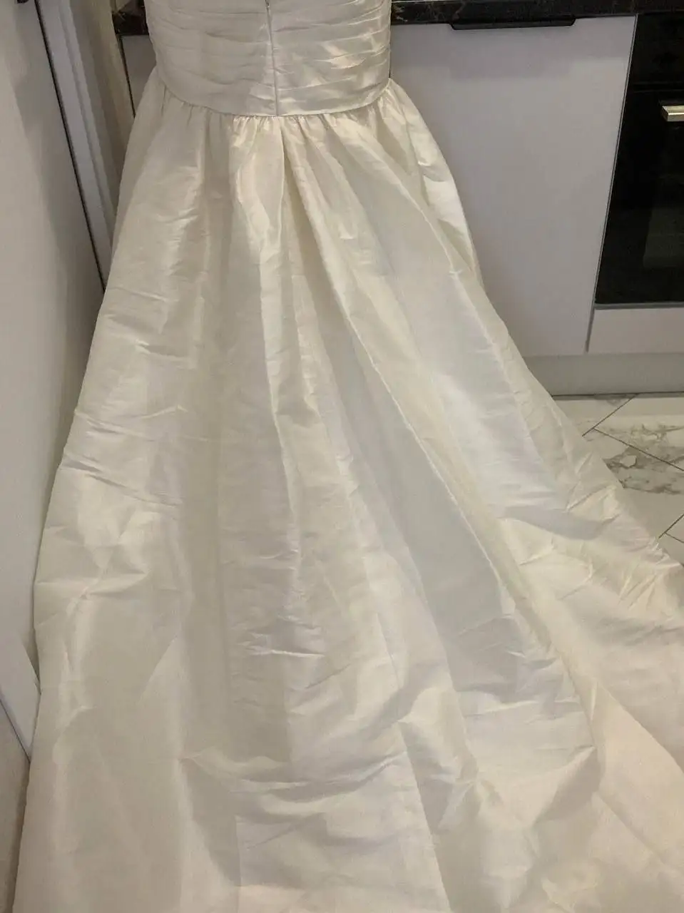 Продается новое свадебное платье Pronovias - Свадебные платья (Одежда) в Неизвестно