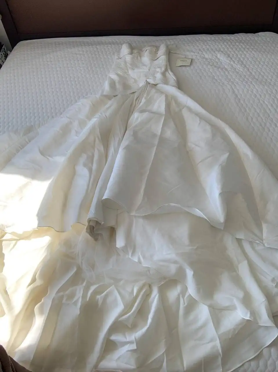 Продается новое свадебное платье Pronovias - Свадебные платья (Одежда) в Неизвестно
