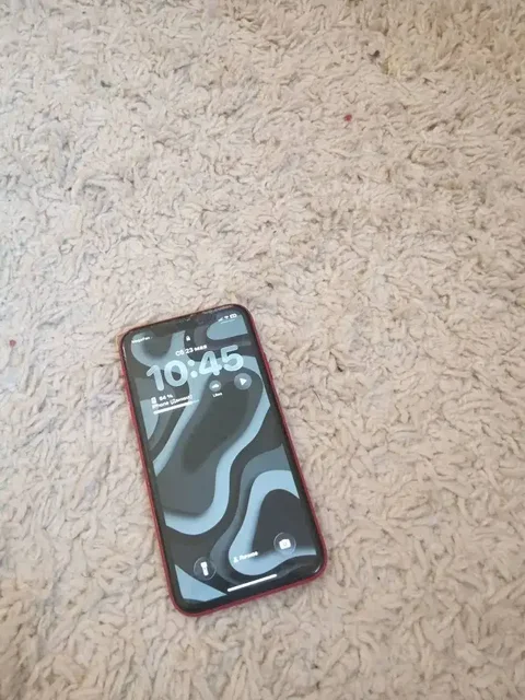 Обмен iPhone 11 128GB Red с доплатой - Гейминговые аксессуары в Уфа
