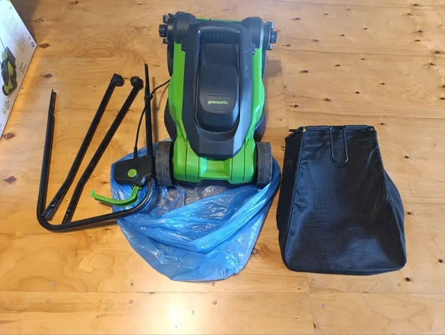 Электрическая газонокосилка Greenworks 1200W 32см - Постельное белье в Уфа