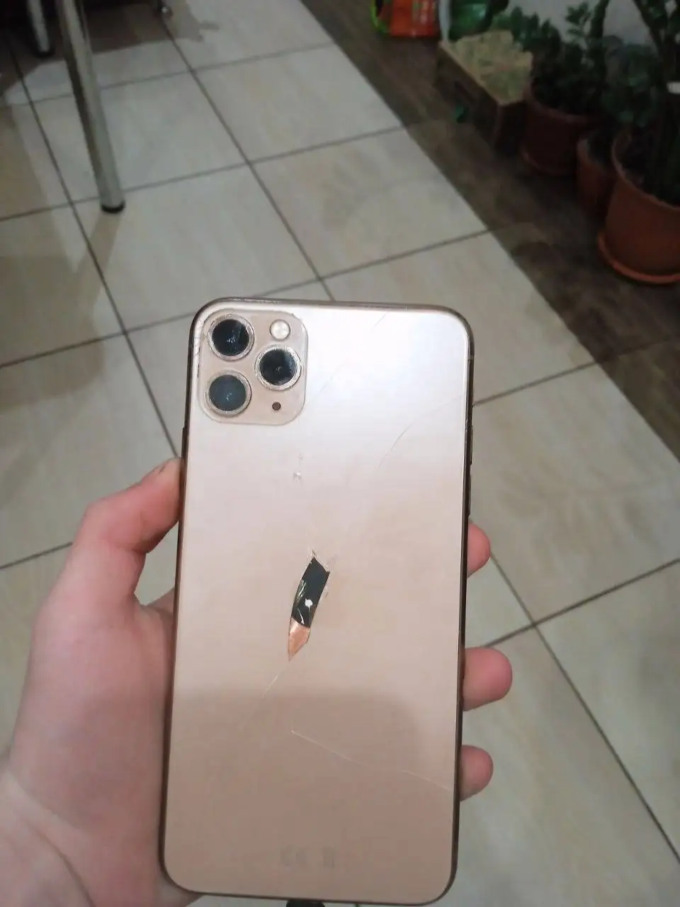 Продам iPhone 11 Pro Max - Смартфоны (Электроника) в Уфа