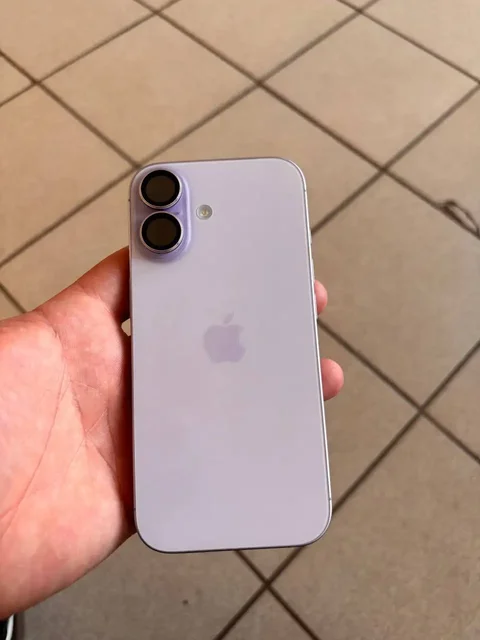 Продажа iPhone 15 Pro и iPhone 17 - Планшеты в Уфа