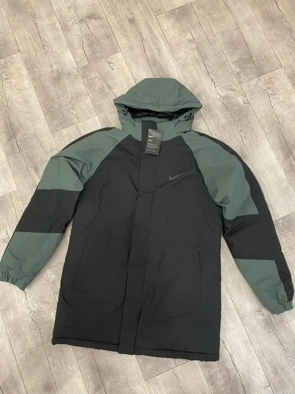 Зимние куртки Nike