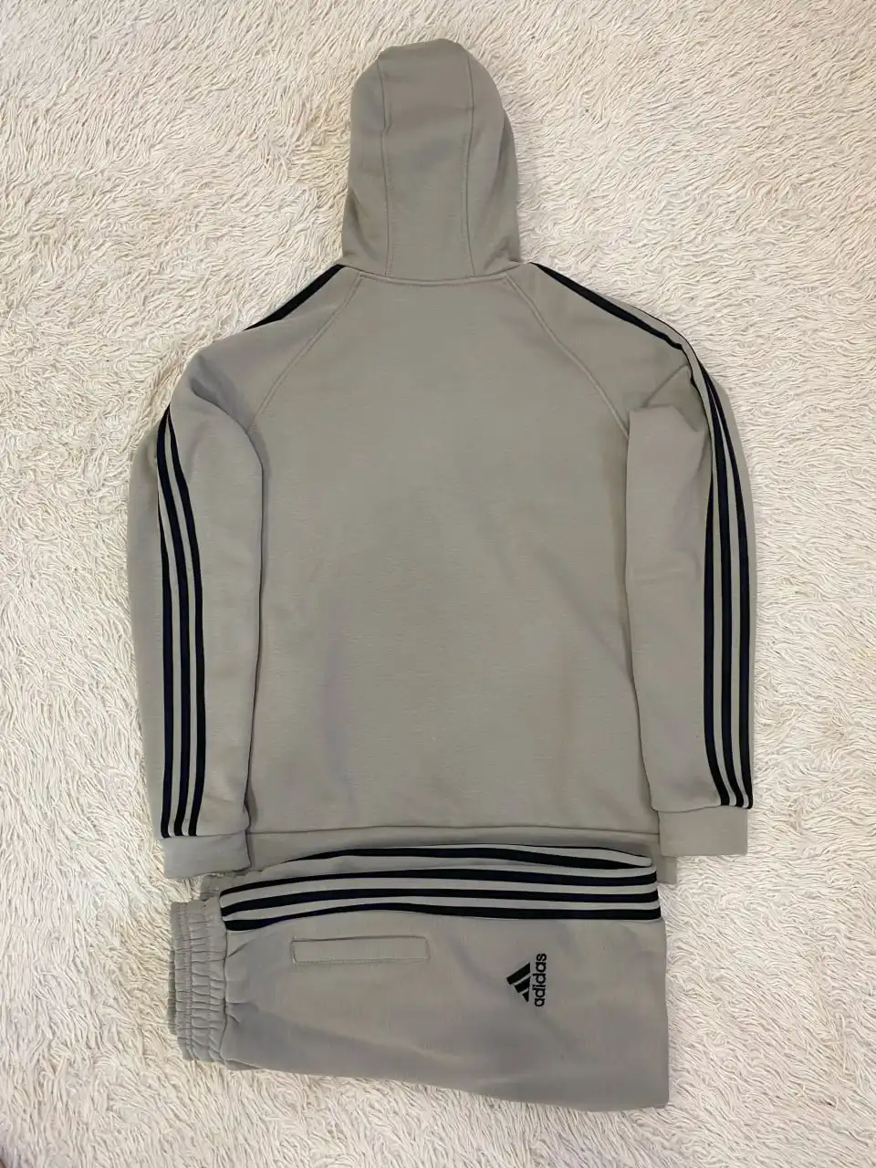 Спортивный костюм Adidas