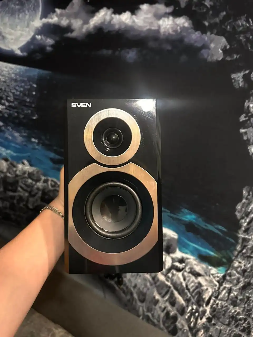 Продажа мультимедийных колонок SVEN SPS-619 2.0