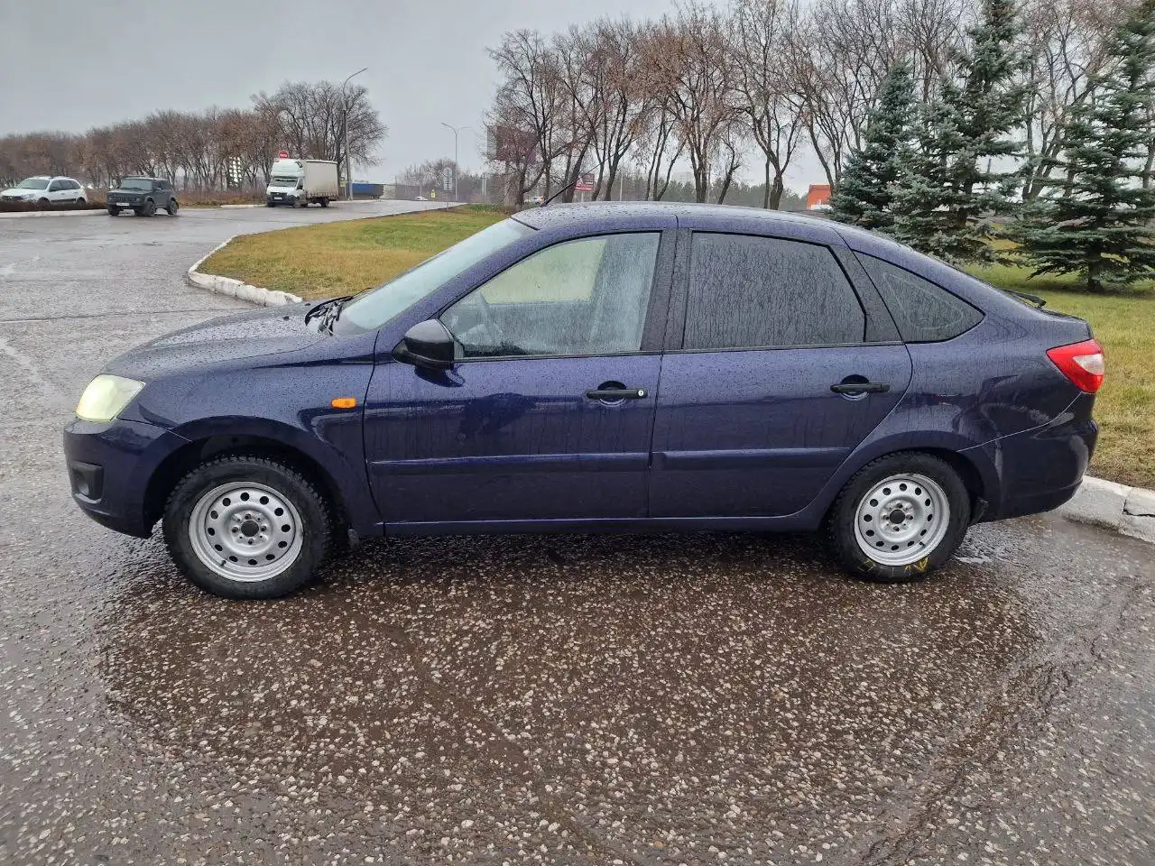 Продажа Лада Гранта 2015 года