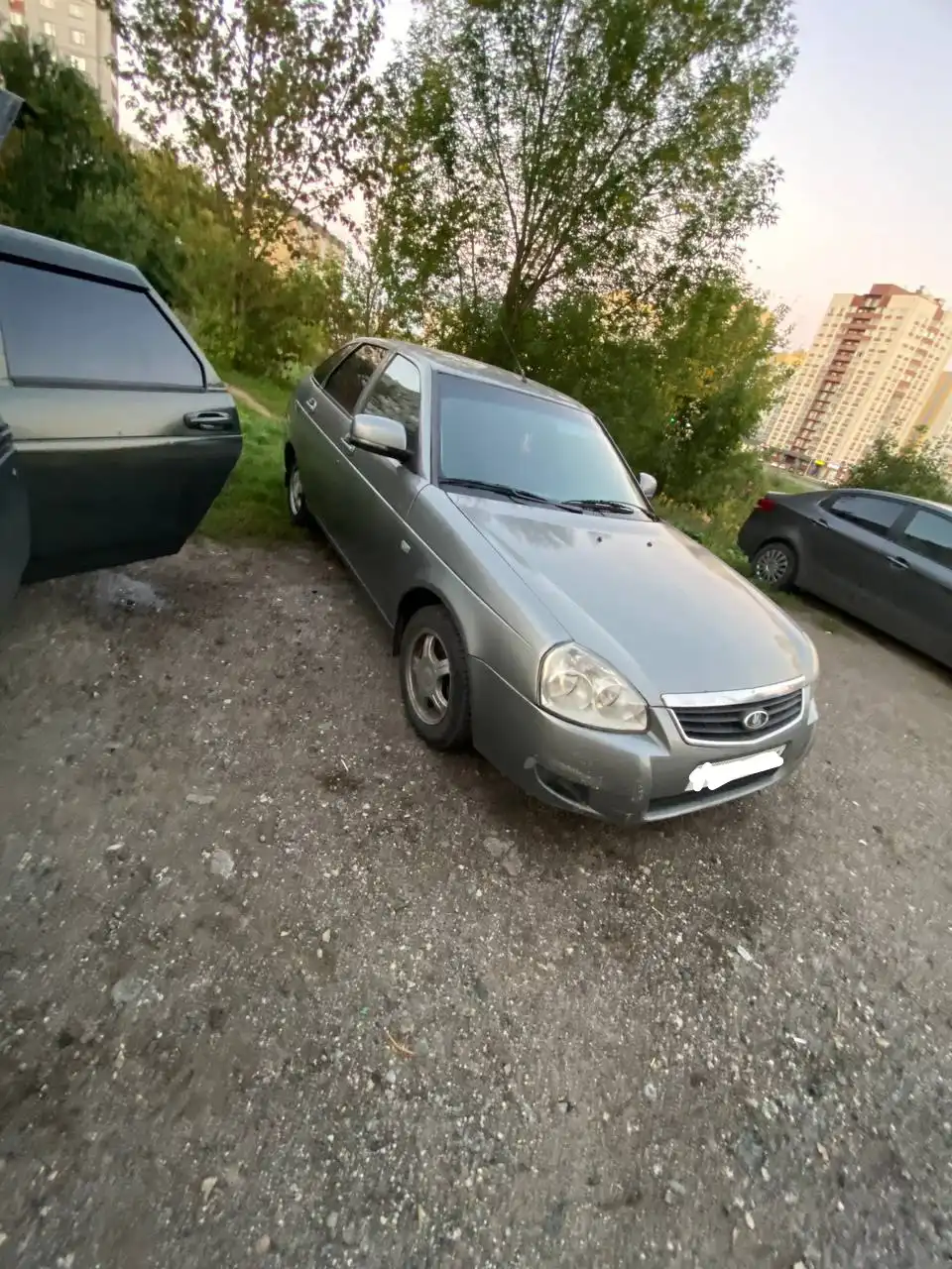 Продажа автомобиля Лада Приора 2012 года