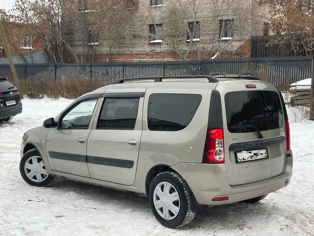 Продажа LADA LARGUS 2013 года