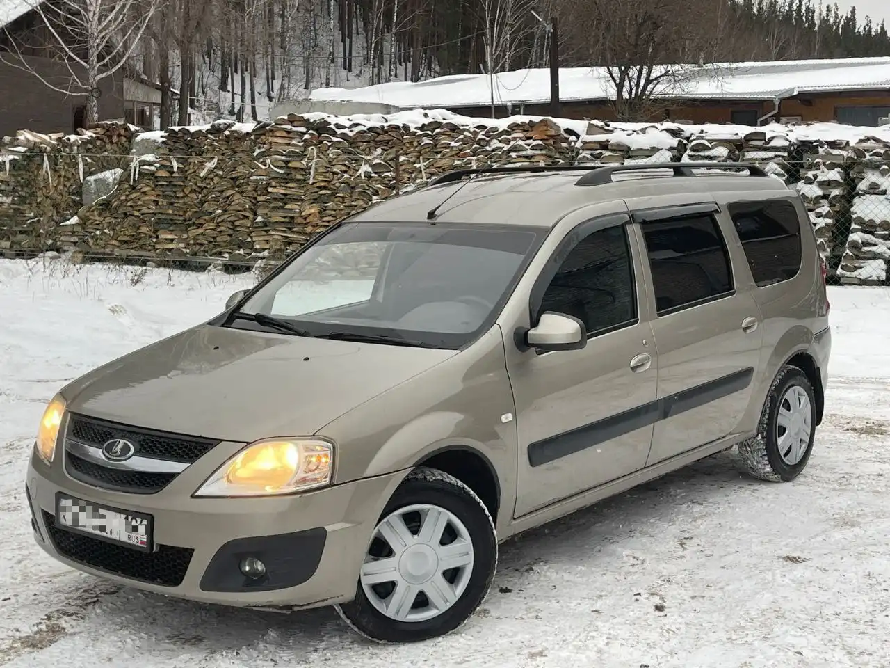 Продажа LADA LARGUS 2013 года