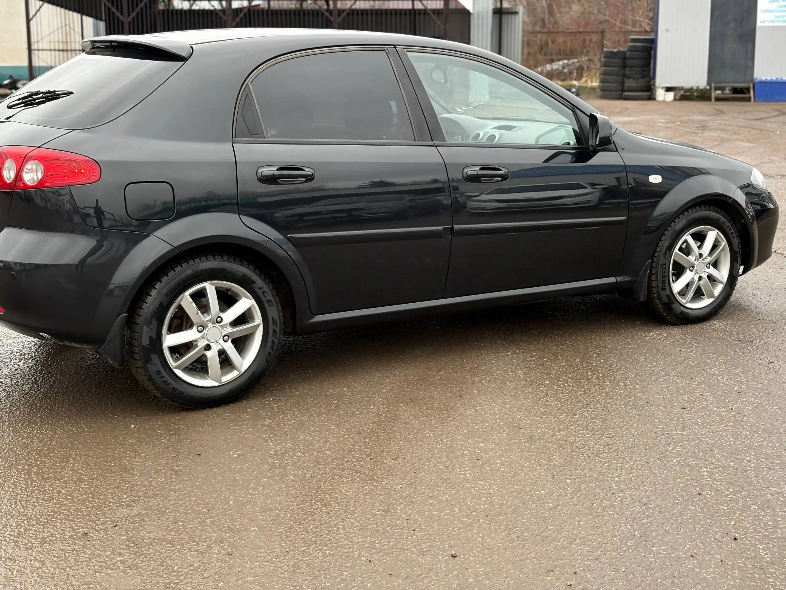 Продажа Chevrolet Lacetti 2011 года в отличном состоянии