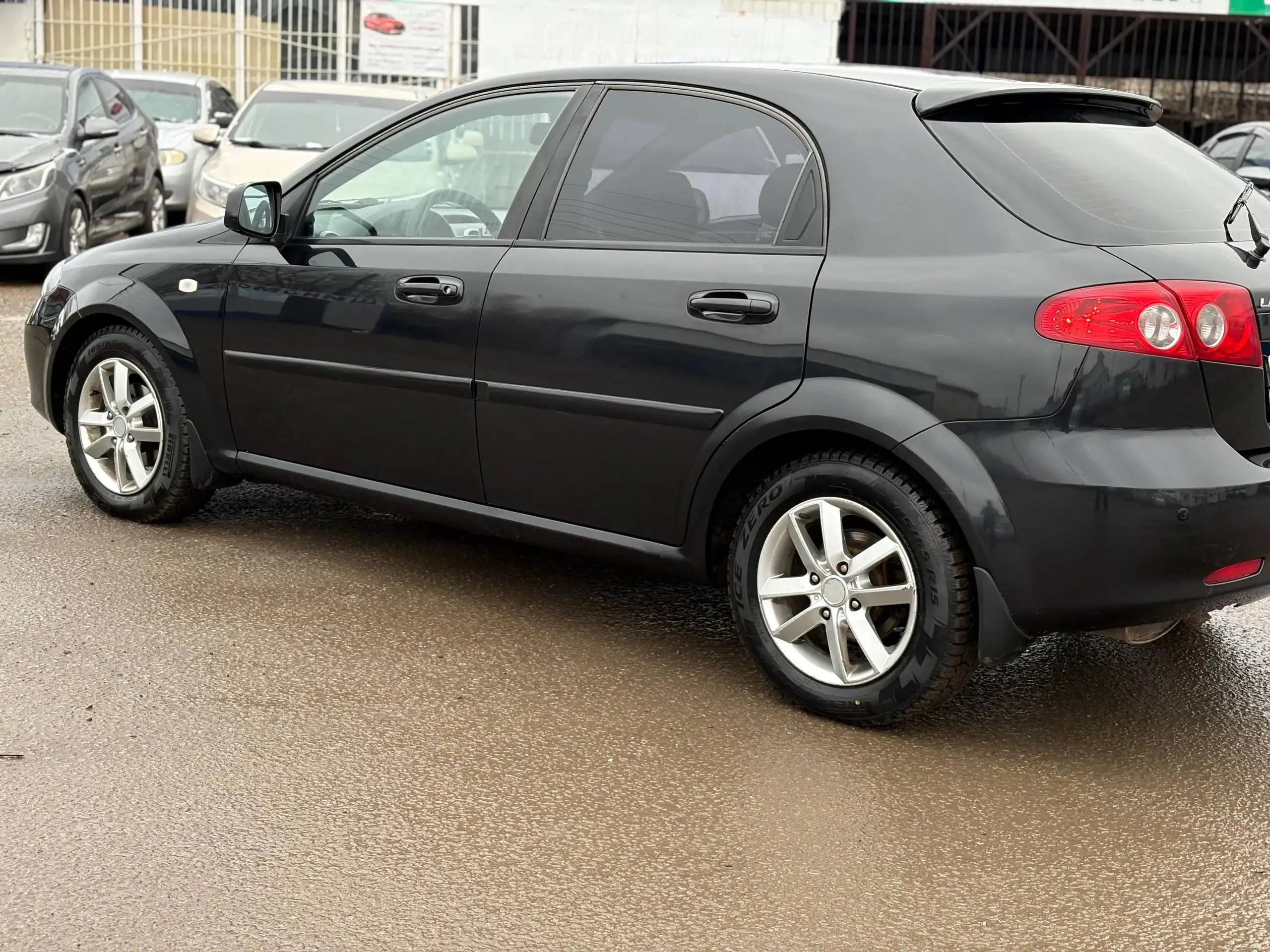 Продажа Chevrolet Lacetti 2011 года в отличном состоянии