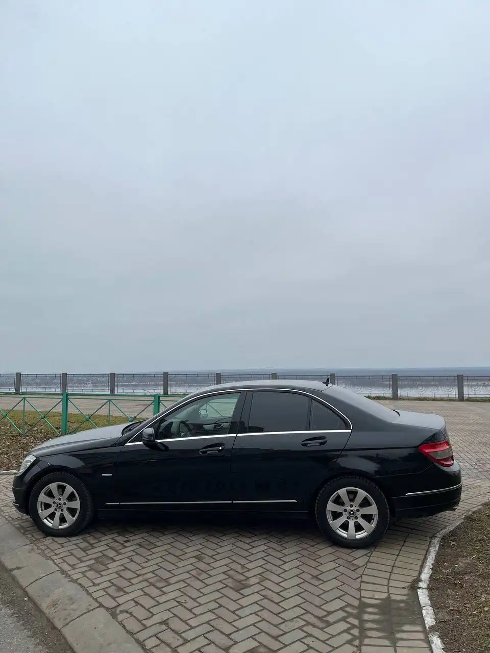 Продается автомобиль 2009 года, механика 1.6