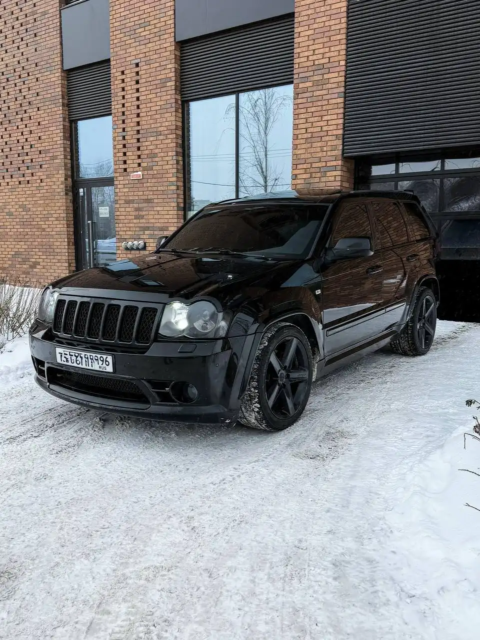 Jeep Cherokee SRT8 6.1 HEMI 2008 года