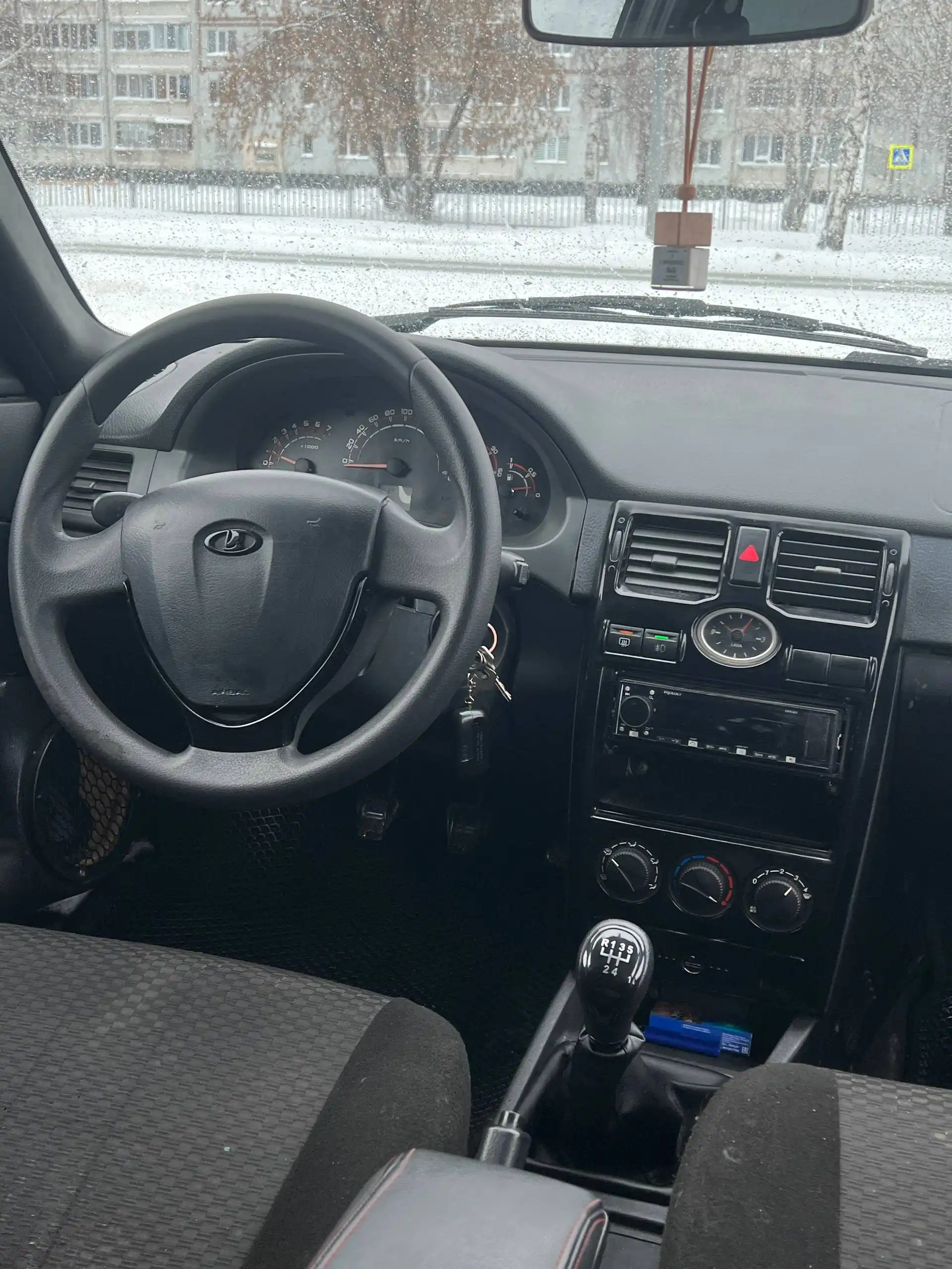 Продажа LADA PRIORA 2011 года в Набережных Челнах