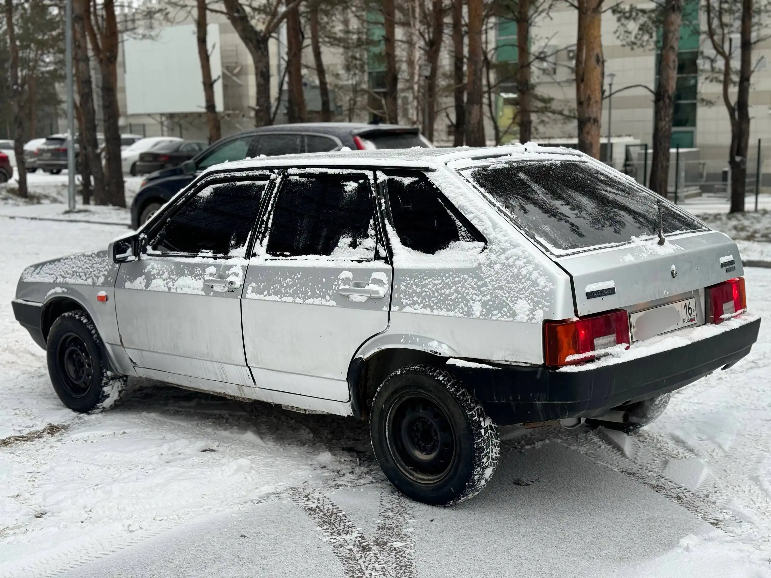 ВАЗ 2109 2003 года