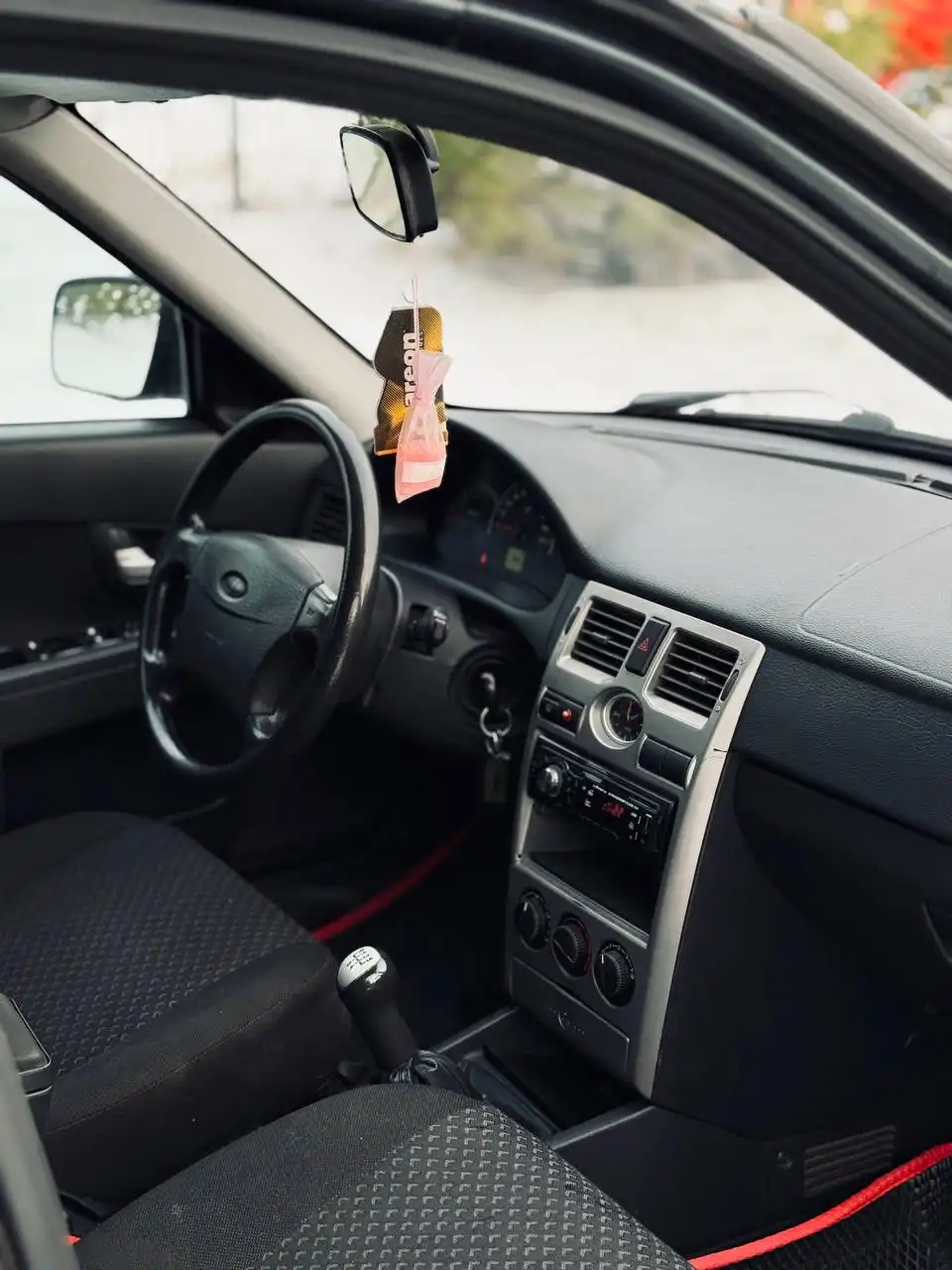 Продажа LADA PRIORA 2012 года