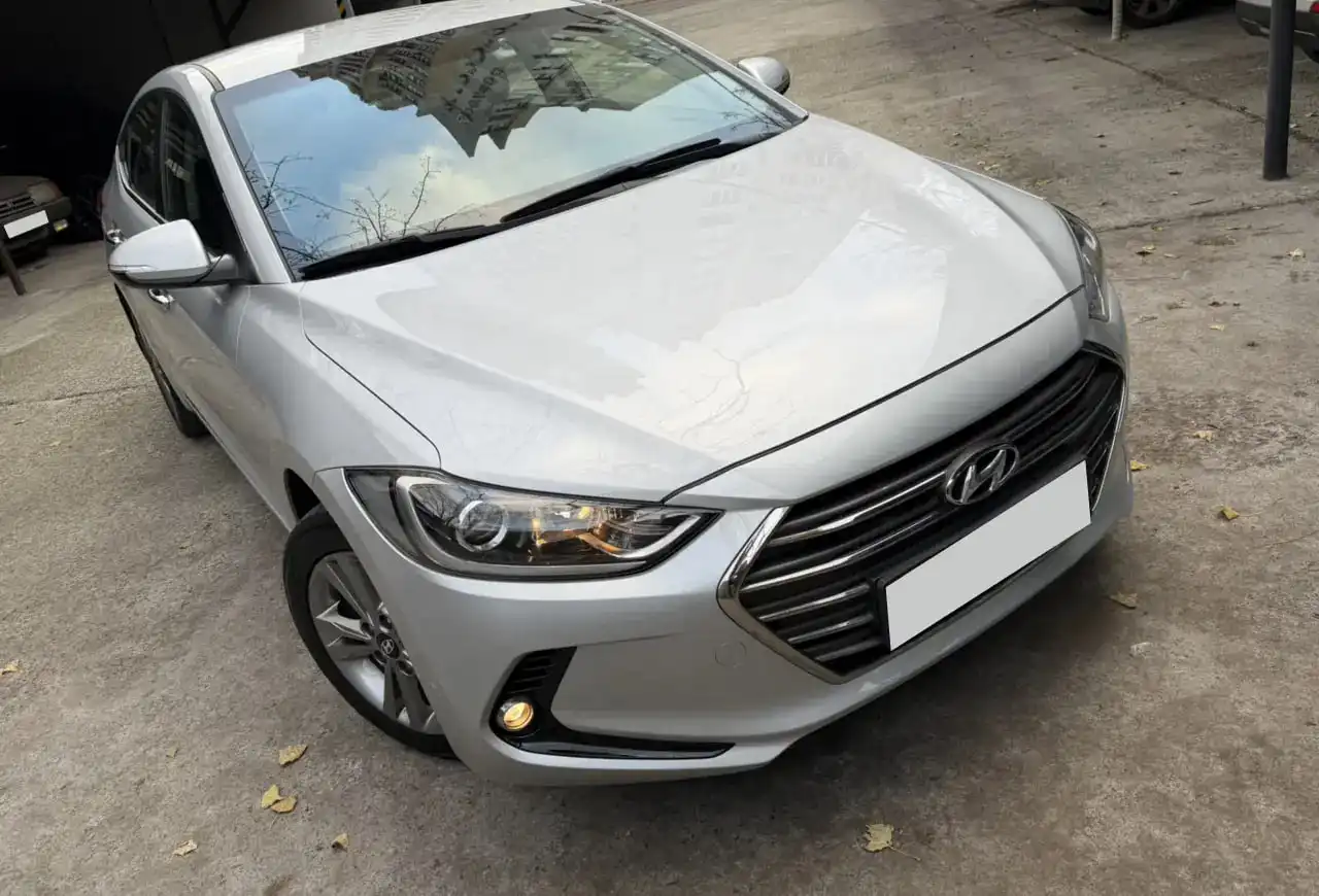 Hyundai Elantra 1.6 автомат