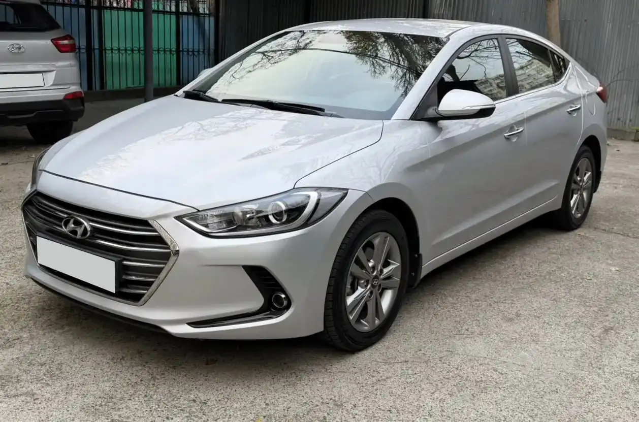 Hyundai Elantra 1.6 автомат