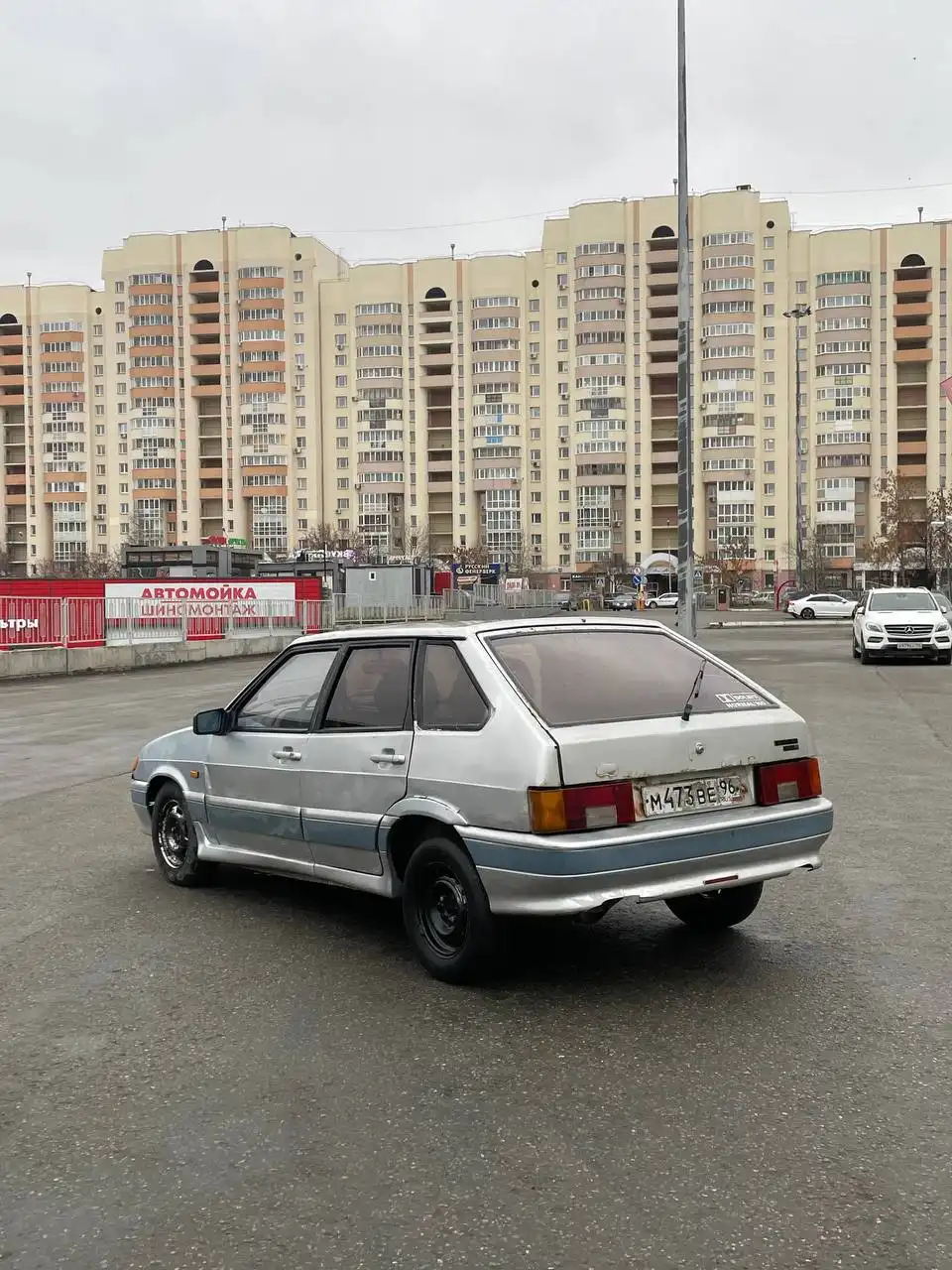 Продам ВАЗ 2114 с чистыми документами и исправной коробкой передач