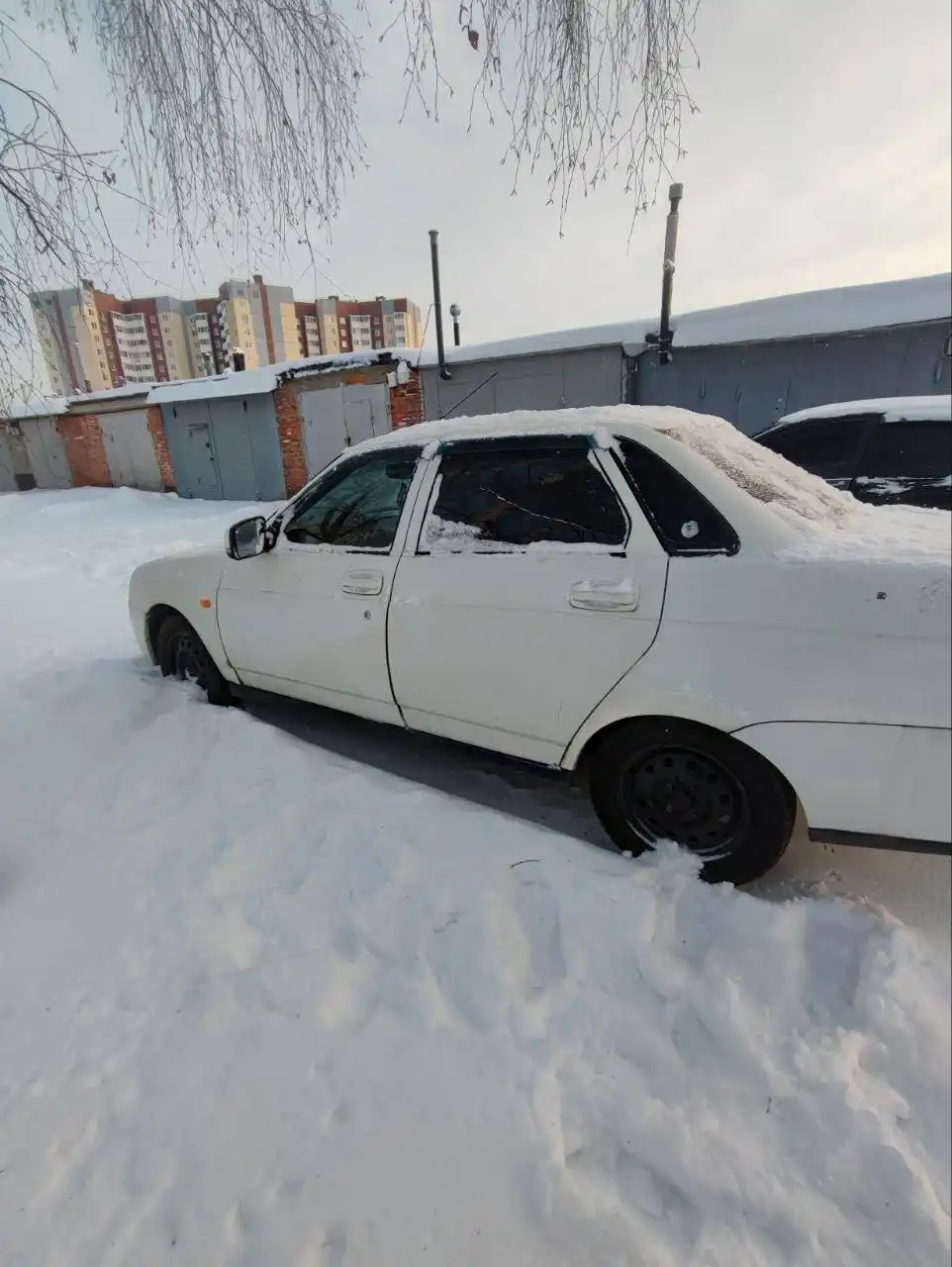 Продам Ладу Приору 2013 года