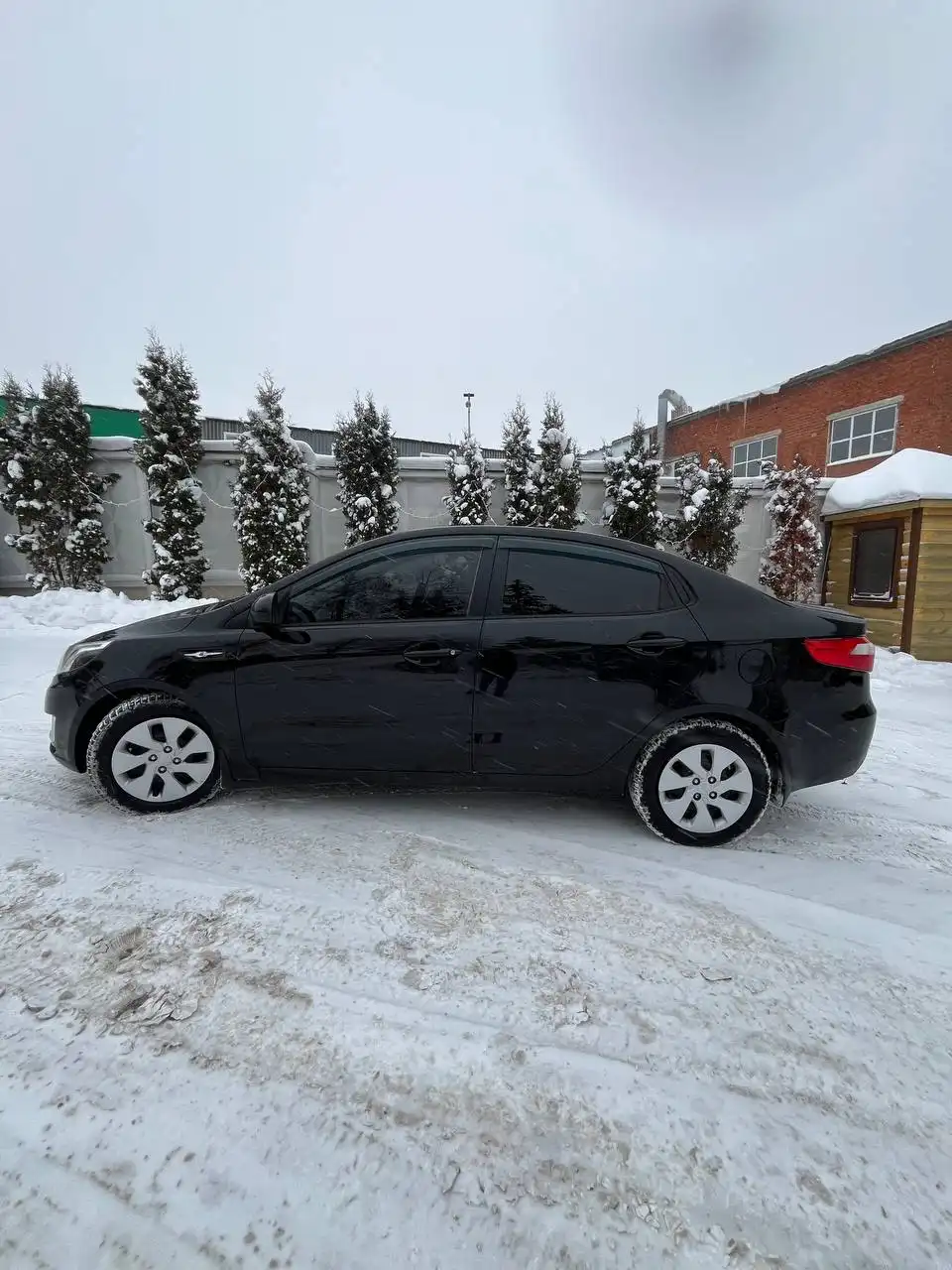 Продам Kia Rio lll 2013 года в отличном состоянии