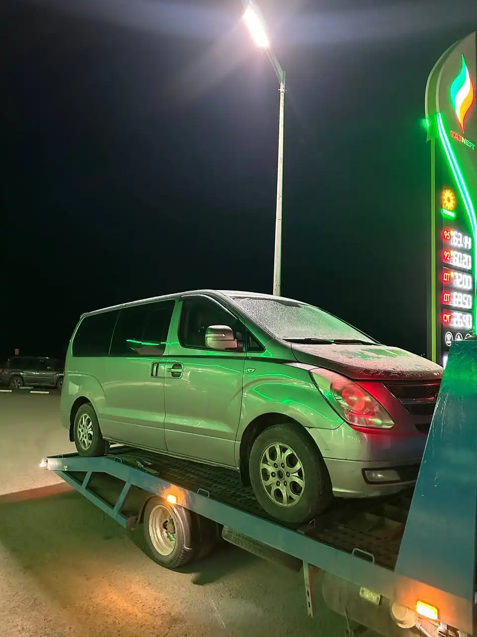 Hyundai Grand Starex 2012 автомат требует ремонта двигателя