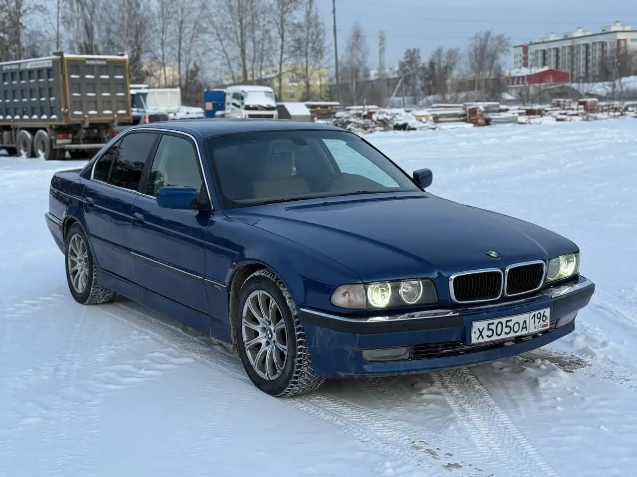 Продается легендарный BMW E38 в идеальном состоянии